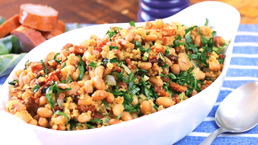 brazilian food feijão tropeiro